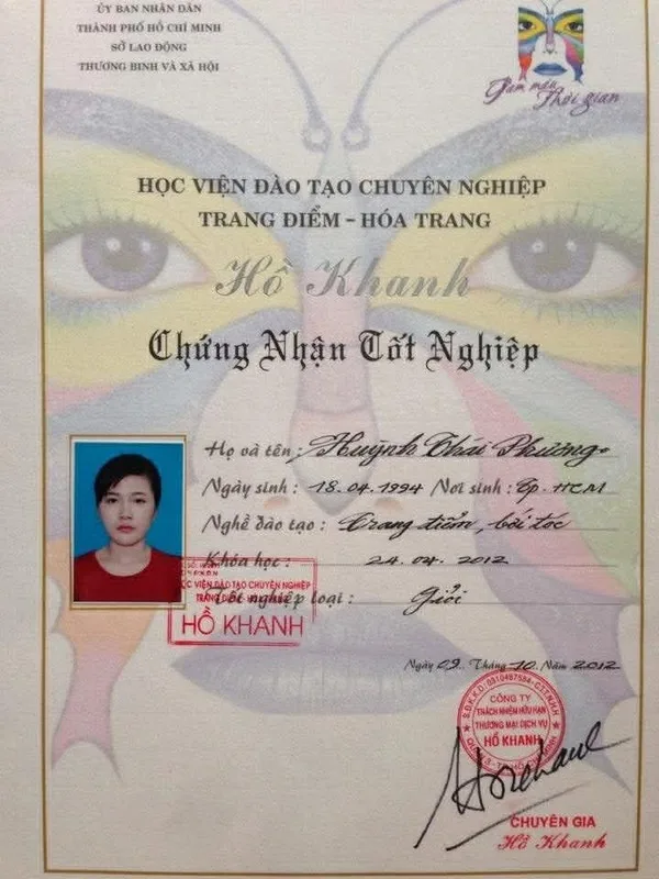 Chứng nhận Hồ Khanh Academy của Chu Makeup